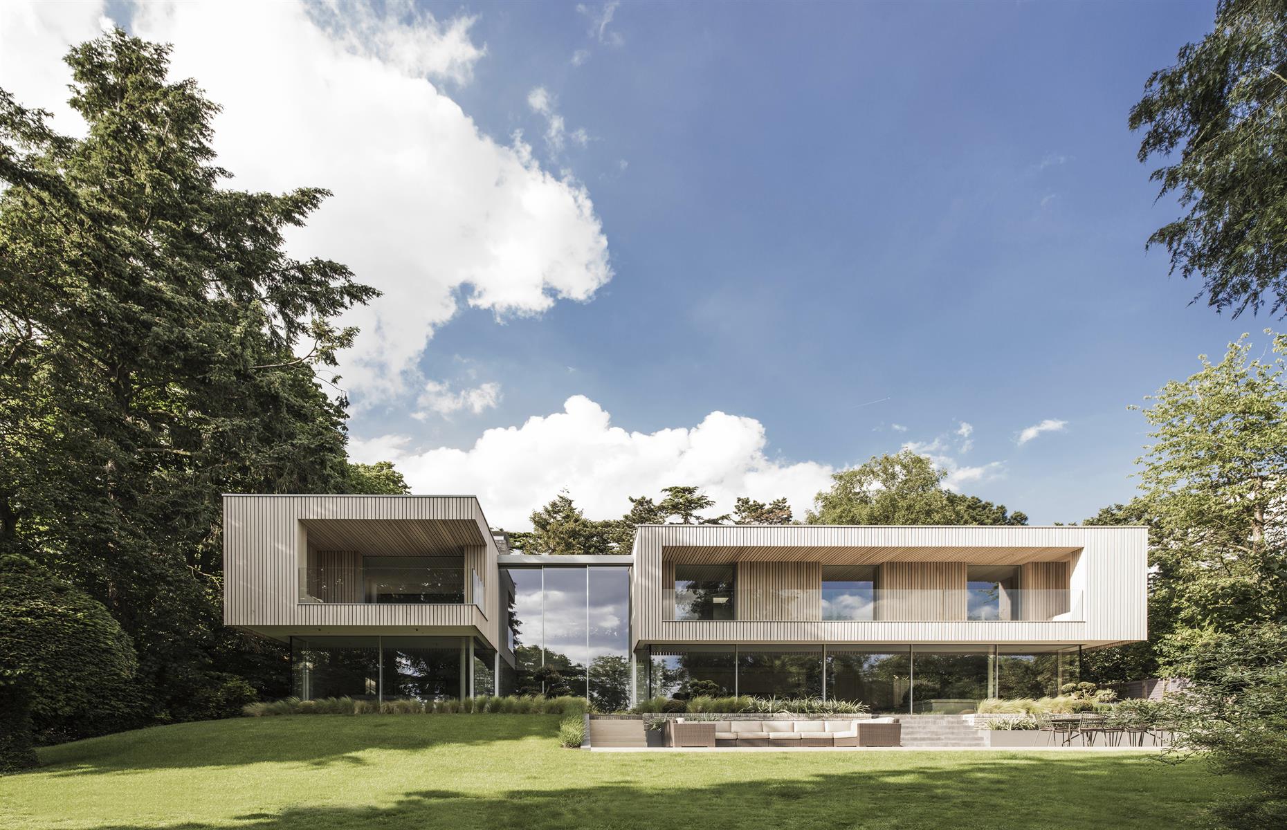 Berkshire House by Gregory Phillips Architects, Berkshire